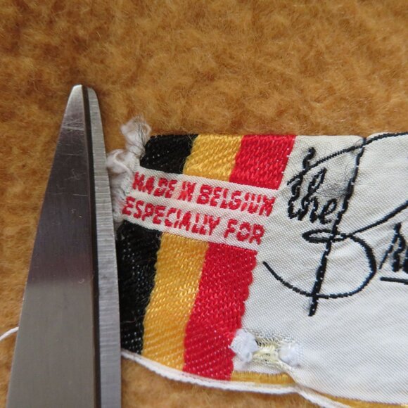 Vintage Belgian Made Acrylic Blanket Gold Tone Queen Satin Trim by The Broadway - Picture 9 of 12